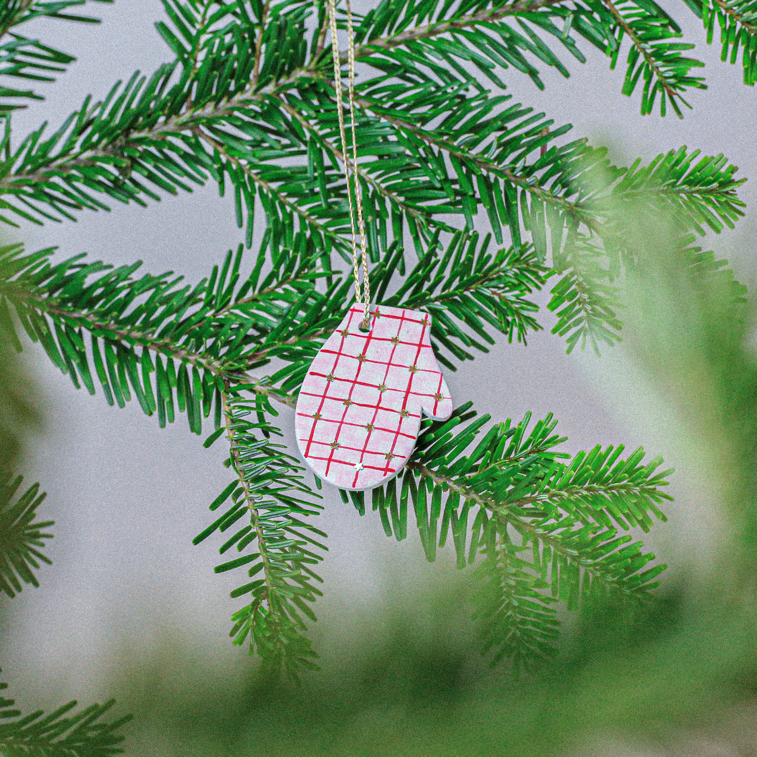 Decorațiune handmade 'Mănușă' - imagine 6